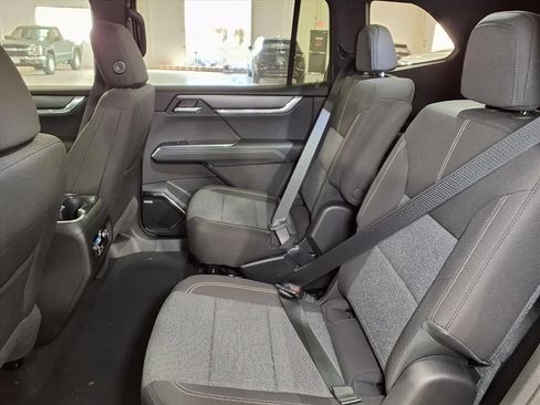 Used 2026 GMC Acadia Elevation FWD image 13