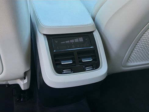 Used 2023 Volvo XC90 B6 Plus w/ Protection Package Premier image 23