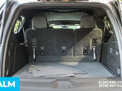 Used 2025 Chevrolet Suburban Z71 AWD/4WD image 24