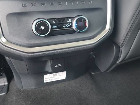 New 2026 Ford Expedition Max Active AWD/4WD image 38