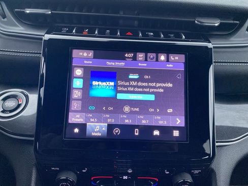 Used 2023 Jeep Grand Cherokee Altitude image 22