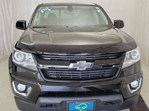 Certified 2017 Chevrolet Colorado Z71 w/ Z71 Midnight Edition AWD/4WD image 3