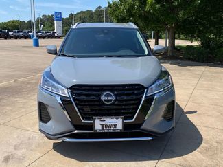 Used 2024 Nissan Kicks SV FWD video 2
