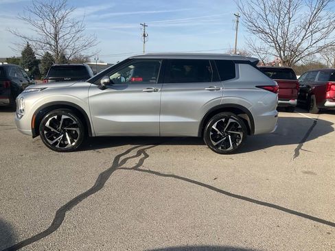 Used 2024 Mitsubishi Outlander SEL FWD image 4