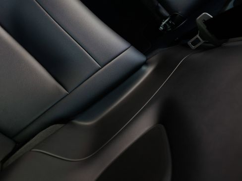 Used 2013 Porsche 911 Carrera 4 image 15