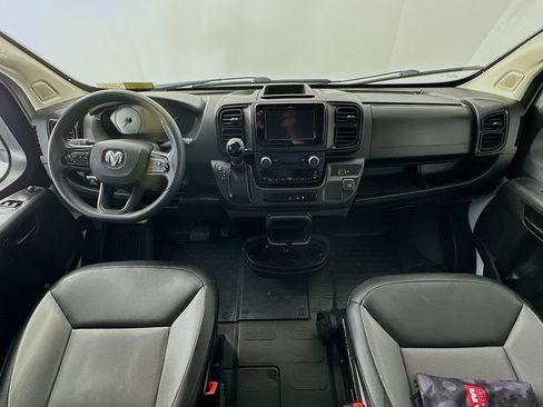 Used 2023 RAM ProMaster 2500 FWD image 10
