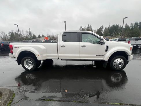 Used 2019 Ford F450 Limited image 4
