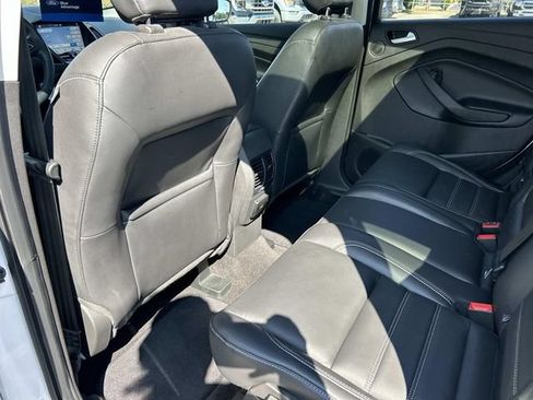 Certified 2019 Ford Escape Titanium AWD/4WD image 18