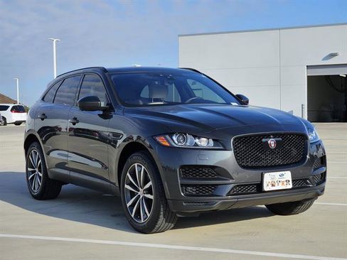 Used 2020 Jaguar F-PACE Prestige image 2