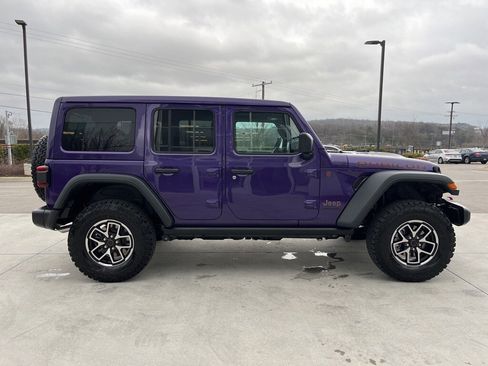 New 2026 Jeep Wrangler Unlimited Rubicon w/ Technology Group image 22