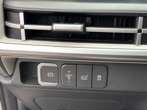 New 2026 Hyundai Santa Fe SE image 24