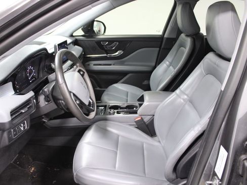 Used 2022 Lincoln Corsair FWD image 18