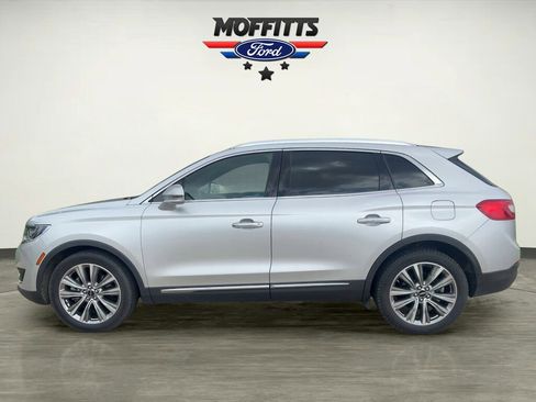 Used 2018 Lincoln MKX Reserve w/ Driver Assistance Package AWD/4WD image 2