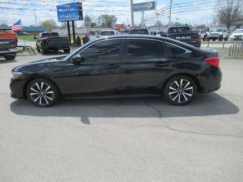 Used 2024 Honda Civic EX image 2