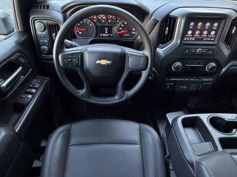 Used 2025 Chevrolet Silverado 2500 W/T w/ WT/CX Safety Package AWD/4WD image 13