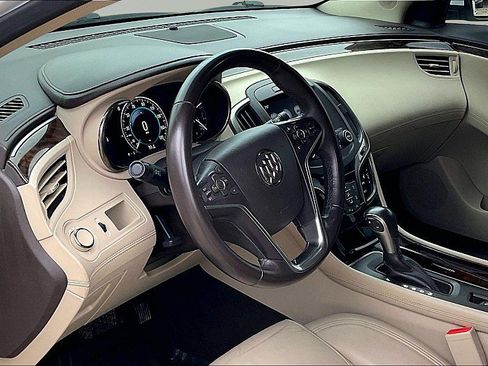 Used 2016 Buick LaCrosse Leather FWD image 16