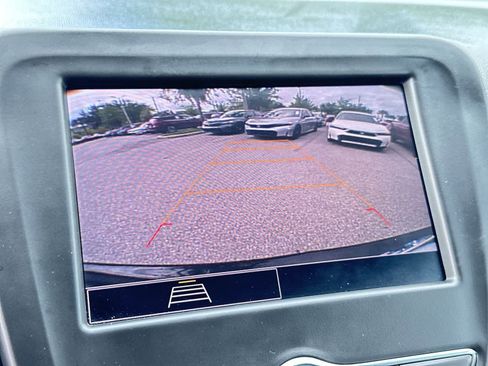 Used 2023 Chevrolet Equinox LS w/ LS Convenience Package FWD image 22