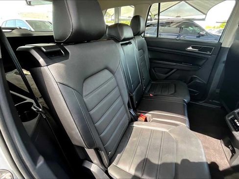 Used 2019 Volkswagen Atlas SEL Premium image 19