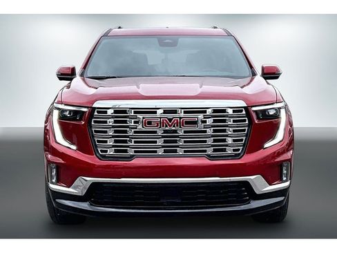 Used 2026 GMC Acadia Denali w/ Super Cruise Package AWD/4WD image 2