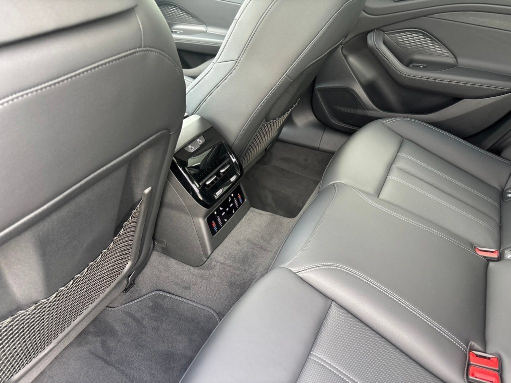 New 2026 Audi A6 Premium Plus AWD/4WD image 10
