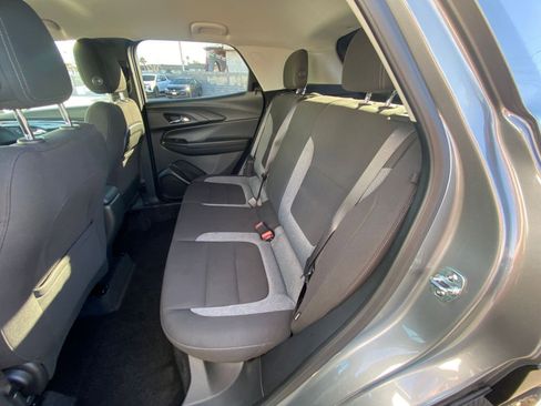 Used 2025 Chevrolet TrailBlazer LT image 25