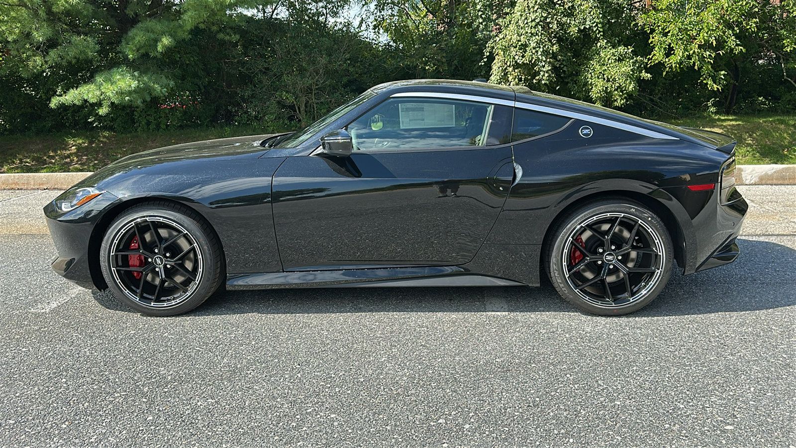 New 2027 Nissan Z Performance RWD image 16