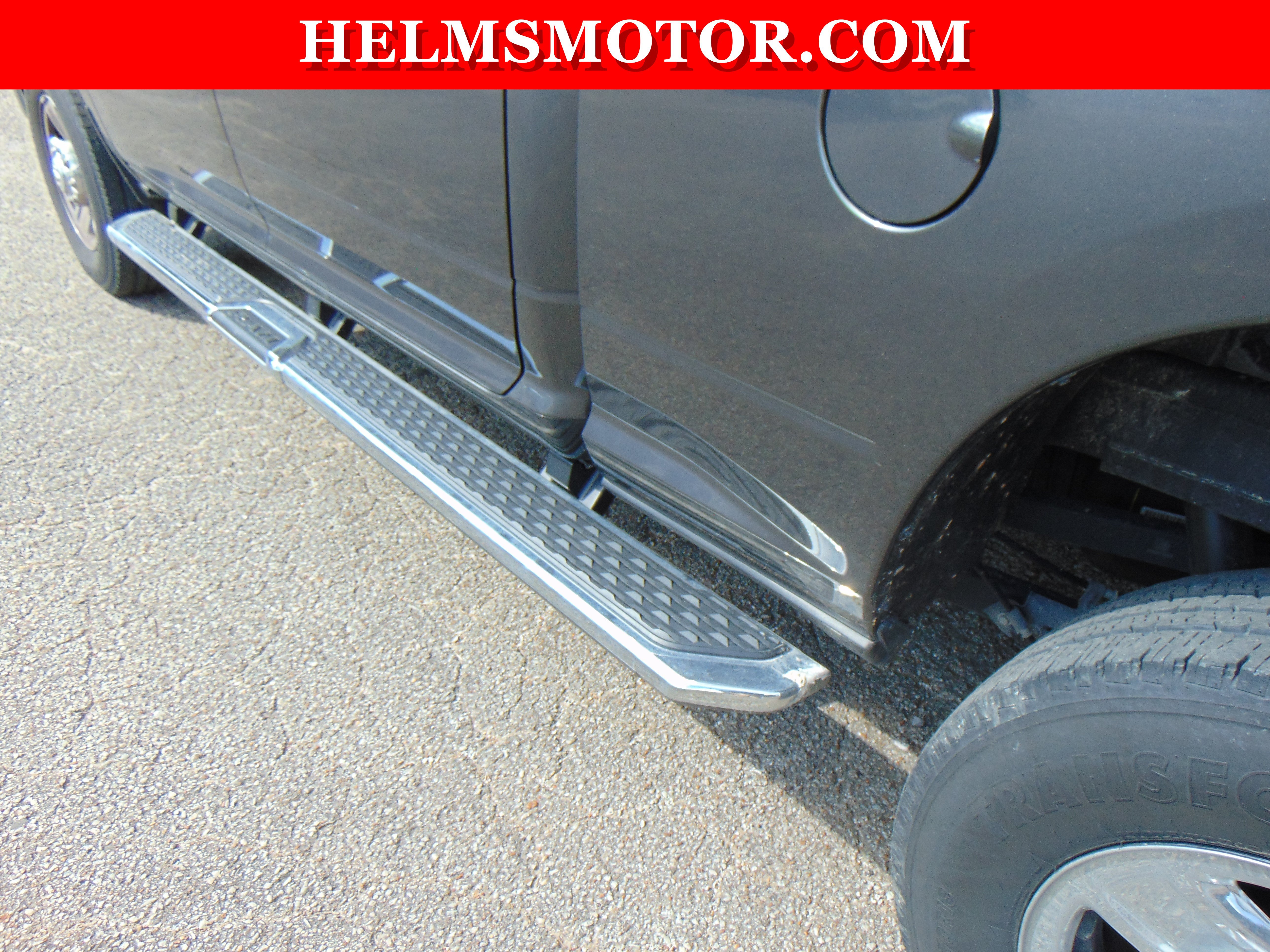 Used 2024 RAM 2500 Tradesman w/ Chrome Appearance Group AWD/4WD image 18