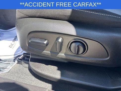 Used 2023 Chevrolet Blazer LT image 23