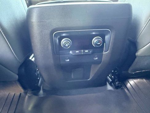 Used 2023 Chevrolet Tahoe Z71 AWD/4WD image 19