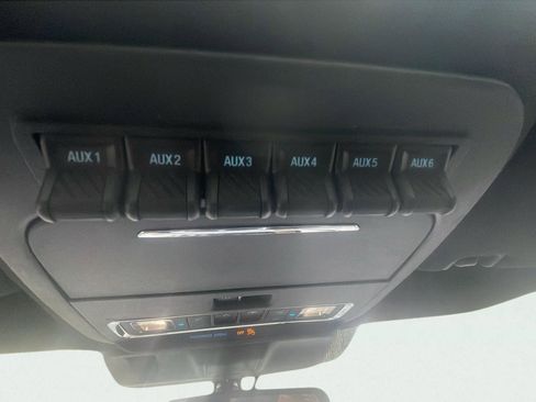 Used 2024 Ford F450 Platinum w/ FX4 Off-Road Package image 27