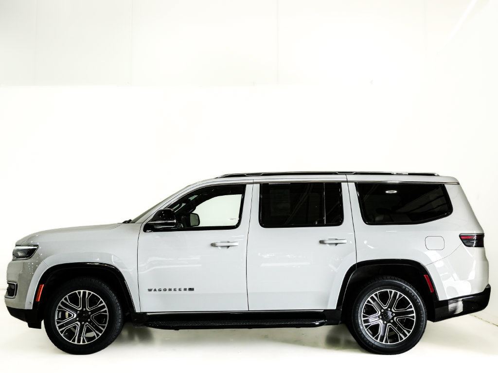 Used 2024 Jeep Wagoneer Series II AWD/4WD image 4