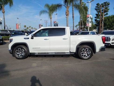 Used 2024 GMC Sierra 1500 SLT w/ SLT Premium Plus Package image 5