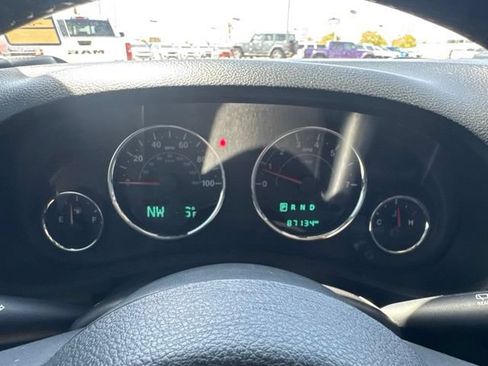 Used 2015 Jeep Wrangler Unlimited Sahara w/ Dual Top Group AWD/4WD image 20