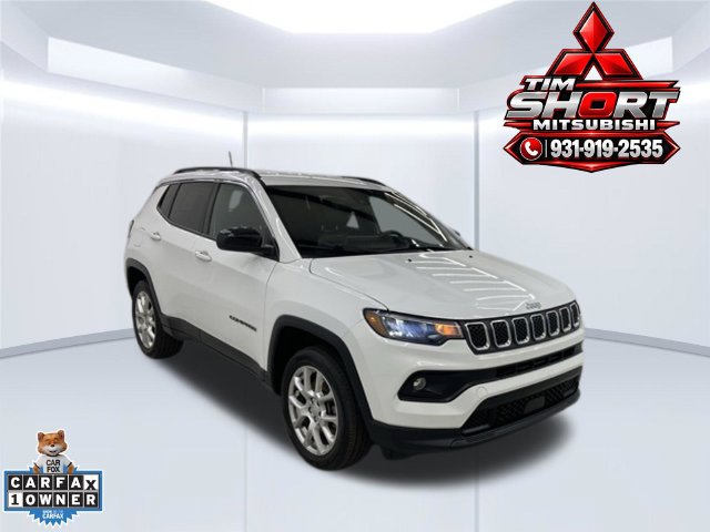 Used 2023 Jeep Compass Latitude AWD/4WD image 1