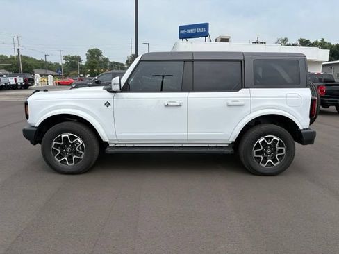Certified 2023 Ford Bronco Outer Banks AWD/4WD image 2