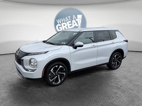 Used 2024 Mitsubishi Outlander SE AWD/4WD image 8
