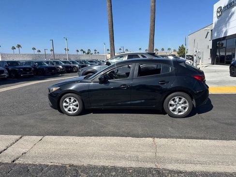 Used 2016 MAZDA MAZDA3 i Sport FWD image 13