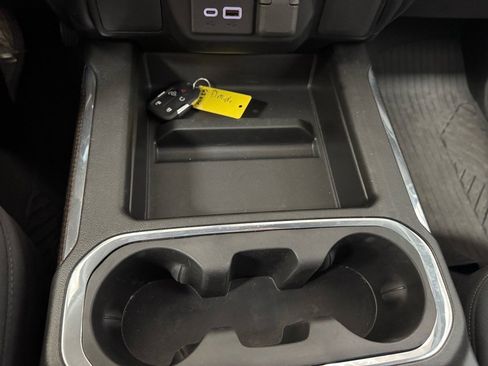 Used 2022 Chevrolet Silverado 1500 RST image 23