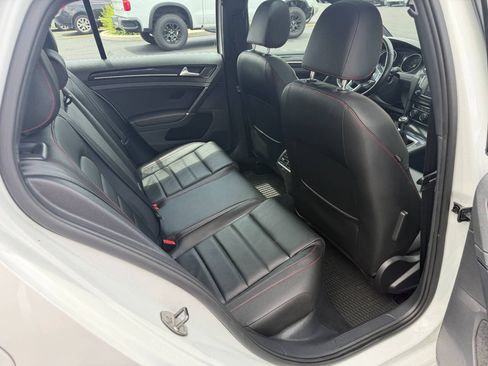 Used 2016 Volkswagen GTI SE FWD image 14