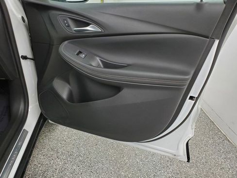 Used 2023 Buick Encore GX Preferred w/ Cold Weather Comfort Package FWD image 21