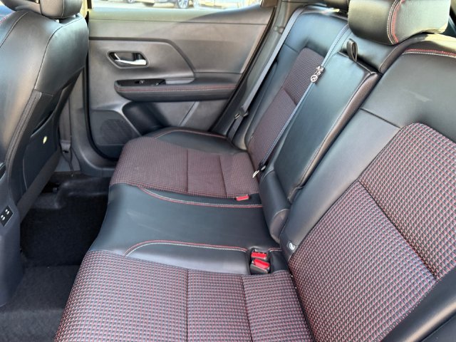 Used 2025 Nissan Kicks SR w/ SR Premium Package AWD/4WD image 25