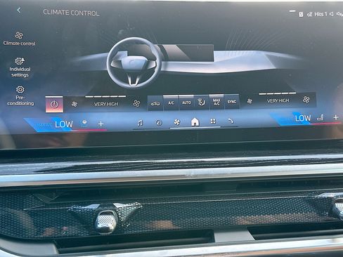 New 2026 BMW X5 sDrive40i w/ M Sport Package RWD image 13