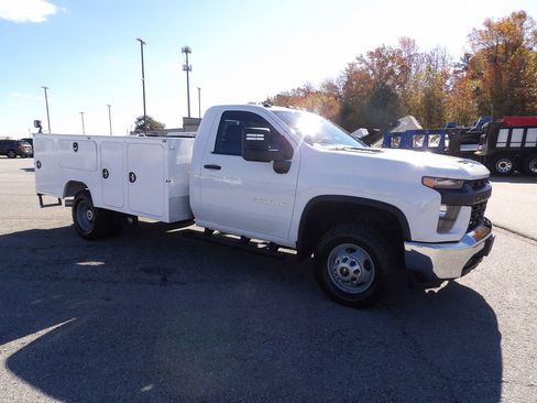 Used 2022 Chevrolet Silverado 3500 W/T w/ WT Fleet Convenience Package AWD/4WD image 10