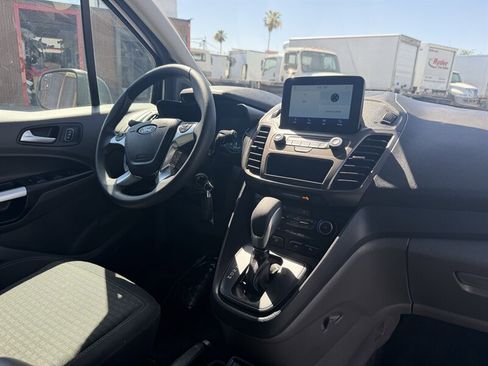 Used 2023 Ford Transit Connect XLT w/ Trailer Tow Package FWD image 16