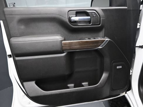 Used 2021 Chevrolet Silverado 1500 LT Trail Boss w/ Convenience Package II AWD/4WD image 10
