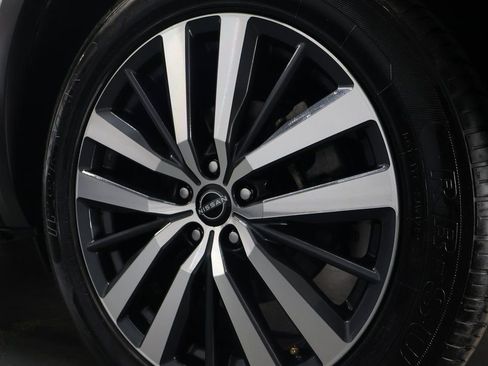 Used 2022 Nissan Pathfinder Platinum w/ Cargo Package image 31