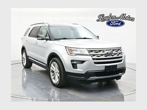 Used 2018 Ford Explorer XLT w/ Equipment Group 202A AWD/4WD image 1