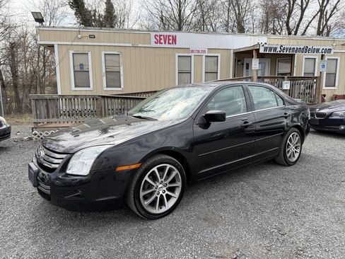 Used 2009 Ford Fusion SEL image 2