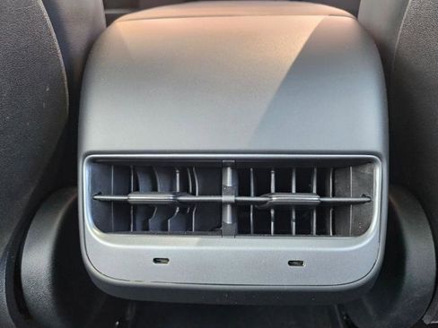 Used 2022 Tesla Model 3 Long Range AWD/4WD image 61