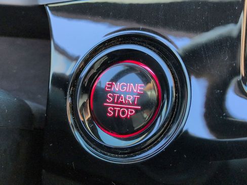 Used 2025 Honda Civic Sport image 17